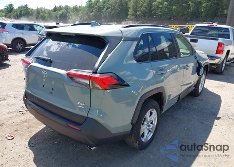 2019 Toyota Rav4 Xle from USA, damaged, VIN JTMP1RFV8KD030054